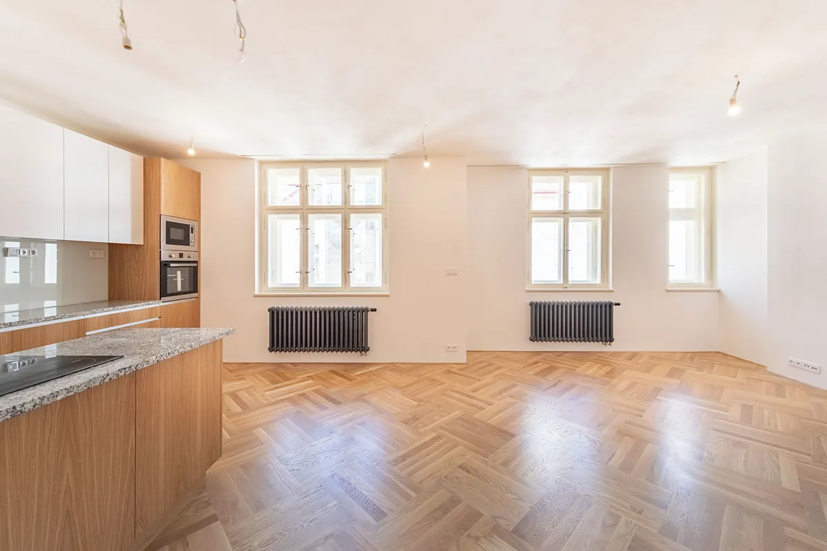 Pronájem bytu 2+kk 99 m²